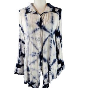 Green Dragon Women's Blue and White Tie Dye Longsleeve Button Up Top Size Large